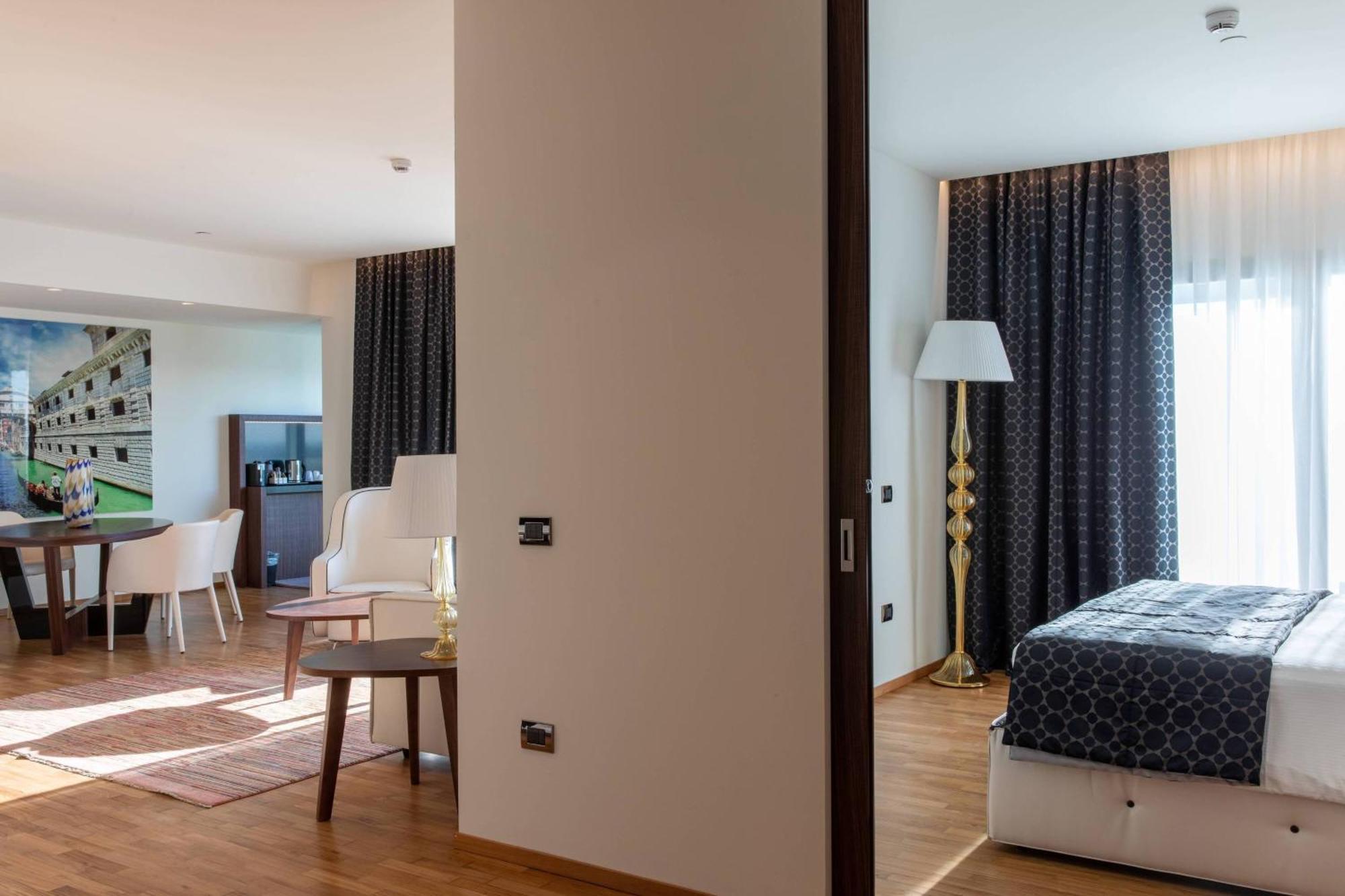 Courtyard By Marriott Venice Airport Tessera Eksteriør billede